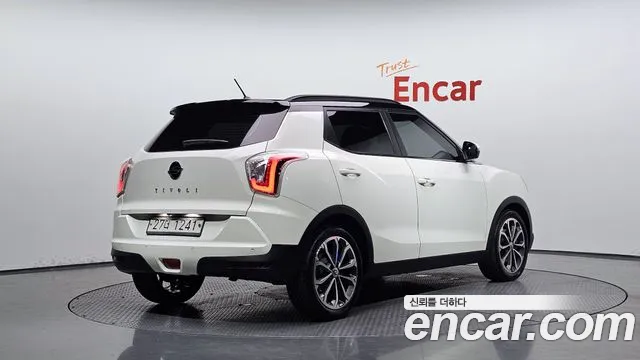KG_Mobility_Ssangyong TIBOLI 2017 thumb 2