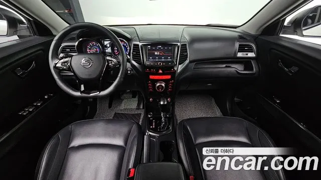 KG_Mobility_Ssangyong TIBOLI 2017 thumb 7