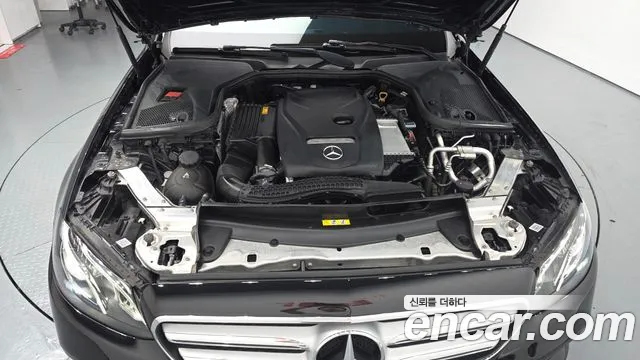 Mercedes-Benz E-Класс 2019 thumb 6