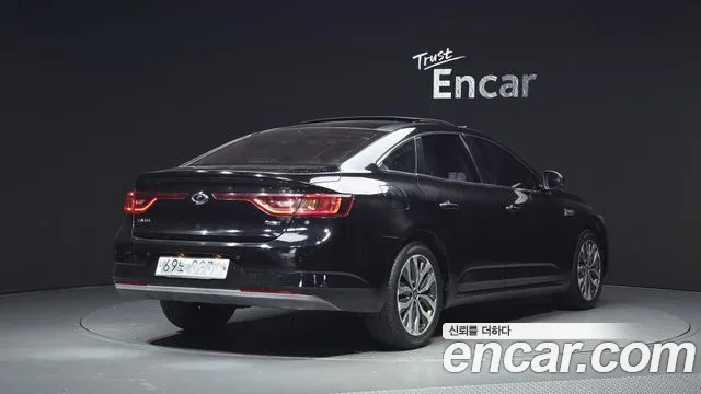 Renault Megane 2016 thumb 2