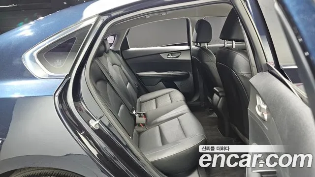 Kia K3 2019 thumb 11