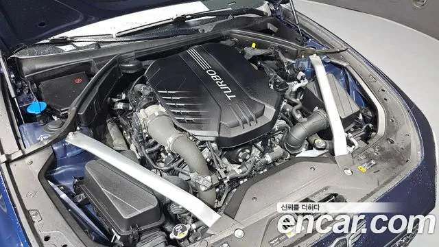 Genesis G70 2020 thumb 6