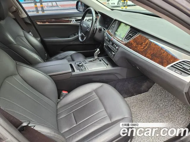 Hyundai Genesis 2014 thumb 2