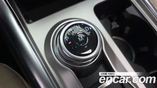 Ford Explorer 2021 thumb 9