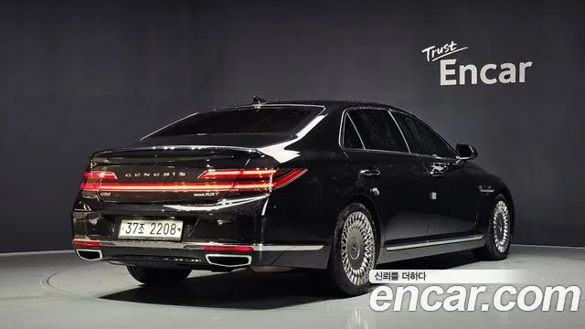Genesis G90 2019 thumb 2