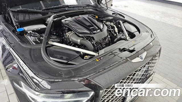 Genesis G90 2019 thumb 6