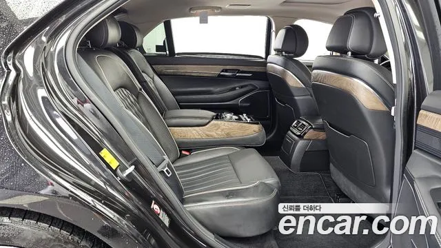 Genesis G90 2019 thumb 12