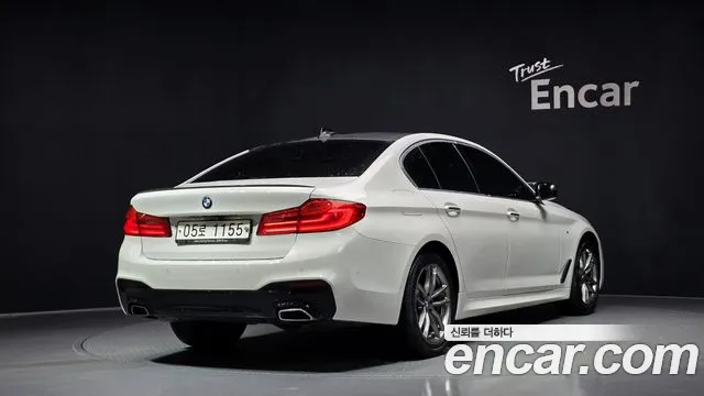 BMW 5 серии 2018 thumb 2