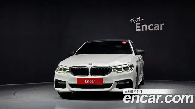 BMW 5 серии 2018 thumb 3