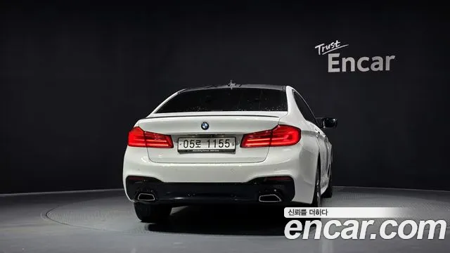 BMW 5 серии 2018 thumb 4
