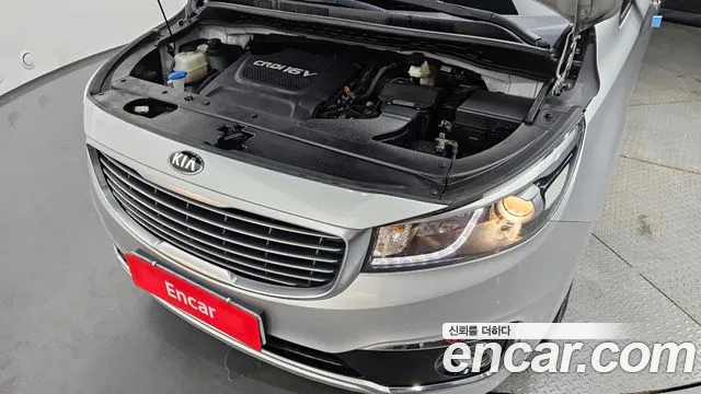 Kia Carnival 2014 thumb 6
