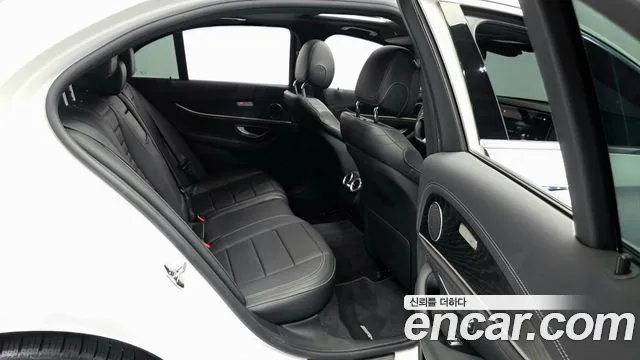 Mercedes-Benz E-Класс 2021 thumb 12