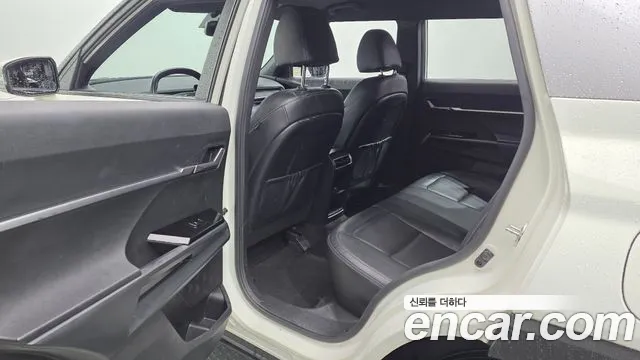 KG_Mobility_Ssangyong Torres 2022 thumb 12