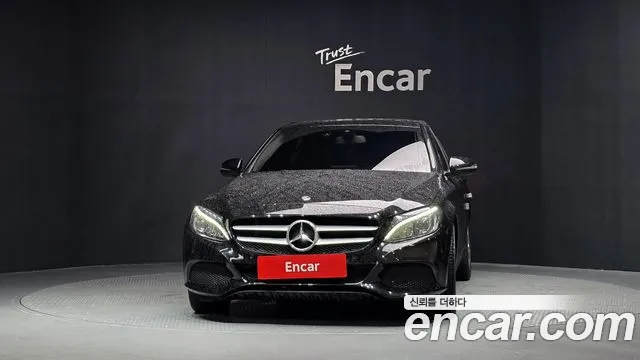 Mercedes-Benz C-Класс 2018 thumb 3