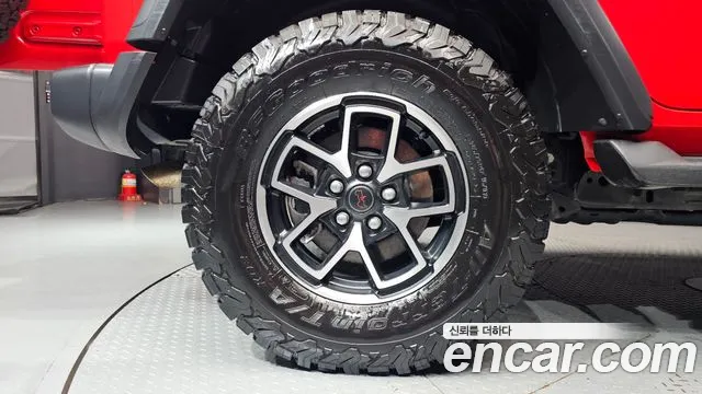 Jeep Wrangler 2024 thumb 5