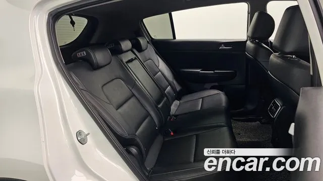 Kia Sportage 2018 thumb 11