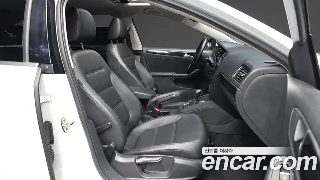 Volkswagen Jetta 2015 thumb 11