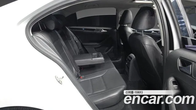 Volkswagen Jetta 2015 thumb 12