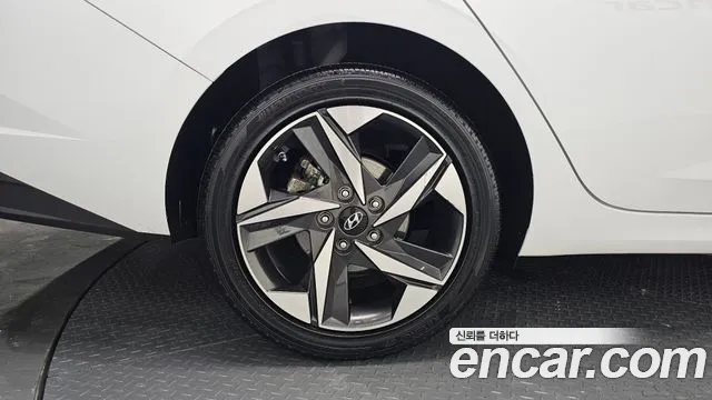 Hyundai Avante 2021 thumb 5