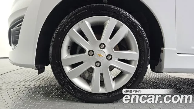 Chevrolet Spark 2013 thumb 5