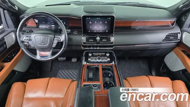 Lincoln Navigator 2021 thumb 7