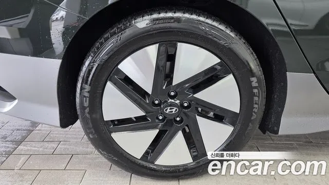 Hyundai IONIQ 6 2023 thumb 5