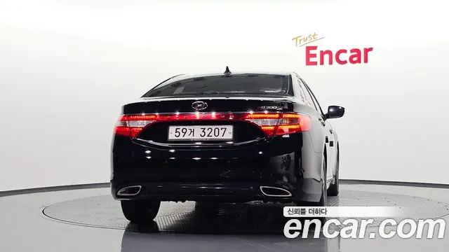 Hyundai Grandeur 2014 thumb 3