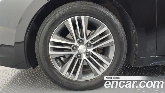 Hyundai Grandeur 2014 thumb 4