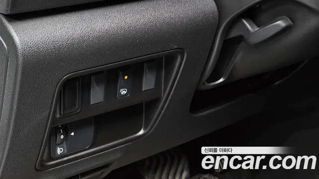 Renault Koleos 2017 thumb 12