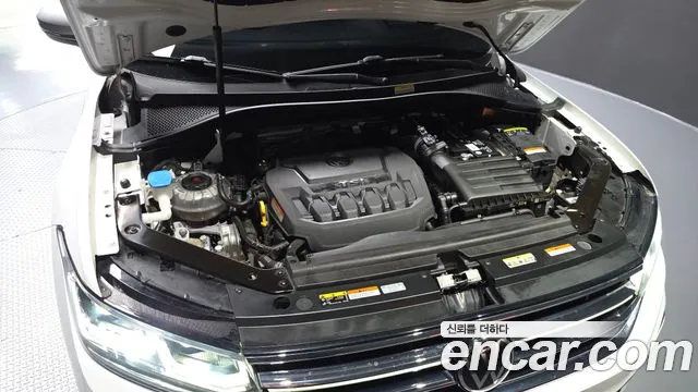 Volkswagen Tiguan 2023 thumb 6
