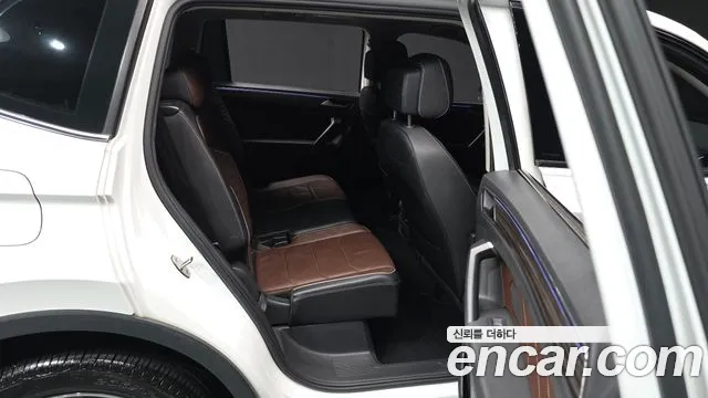 Volkswagen Tiguan 2023 thumb 12