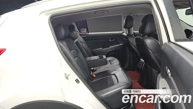 Kia Sportage 2013 thumb 11