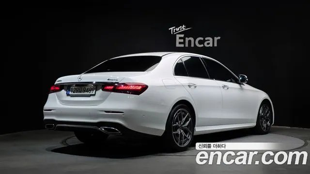 Mercedes-Benz E-Класс 2020 thumb 2