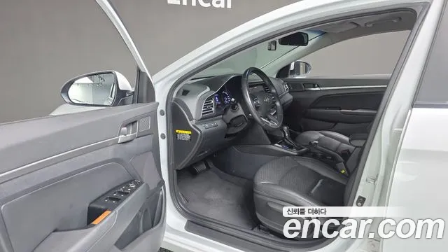 Hyundai Avante 2019 thumb 11