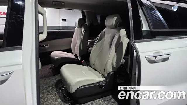 Kia Carnival 2020 thumb 12