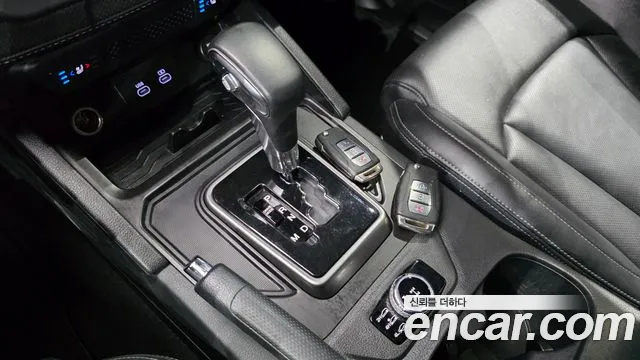 KG_Mobility_Ssangyong Rexton 2023 thumb 9