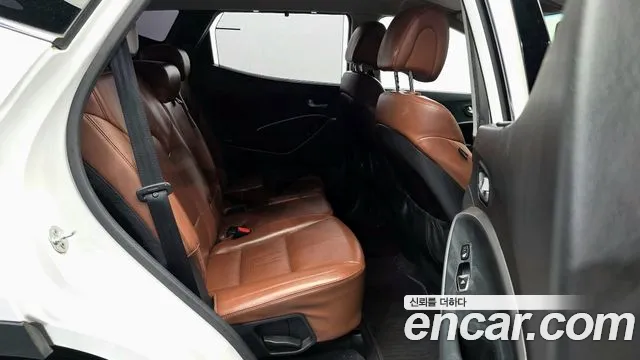 Hyundai Santa Fe 2013 thumb 12