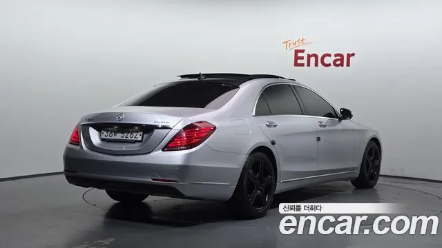 Mercedes-Benz S-Класс 2015 thumb 2