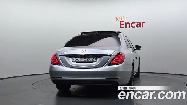 Mercedes-Benz S-Класс 2015 thumb 4