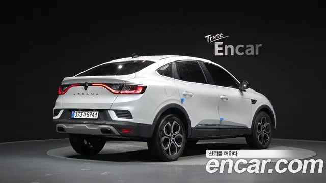 Renault Arkana 2025 thumb 2