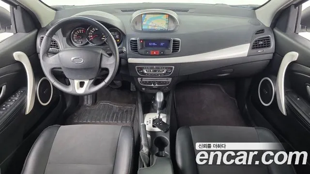 Renault Fluence 2012 thumb 7