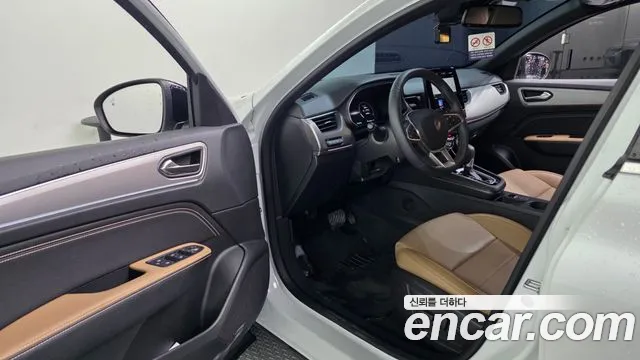 Renault Arkana 2025 thumb 10