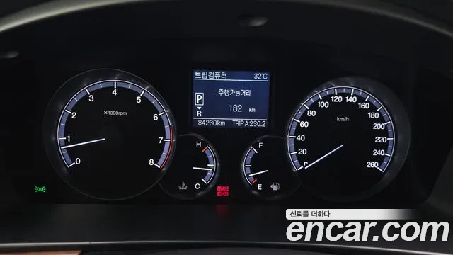 KG_Mobility_Ssangyong Chairman 2014 thumb 7