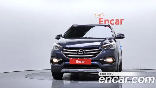 Hyundai Santa Fe 2017 thumb 3