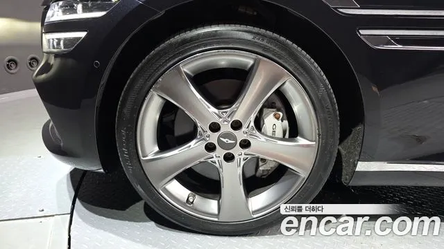 Genesis G80 2020 thumb 5