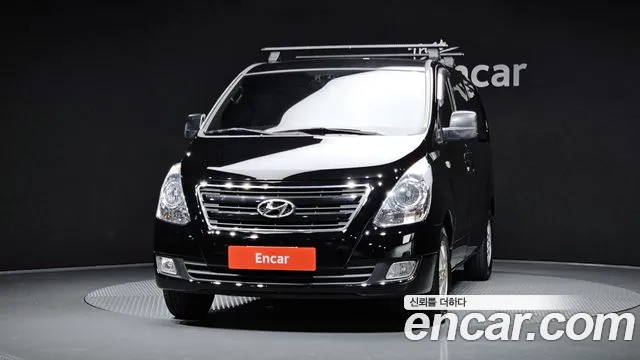 Hyundai Starex 2017 thumb 3