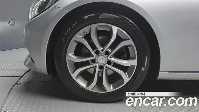 Mercedes-Benz C-Класс 2016 thumb 5
