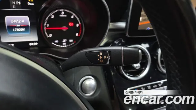 Mercedes-Benz C-Класс 2016 thumb 9