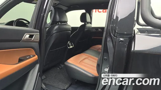 KG_Mobility_Ssangyong Rexton 2018 thumb 11