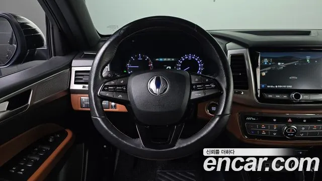 KG_Mobility_Ssangyong Rexton 2018 thumb 12